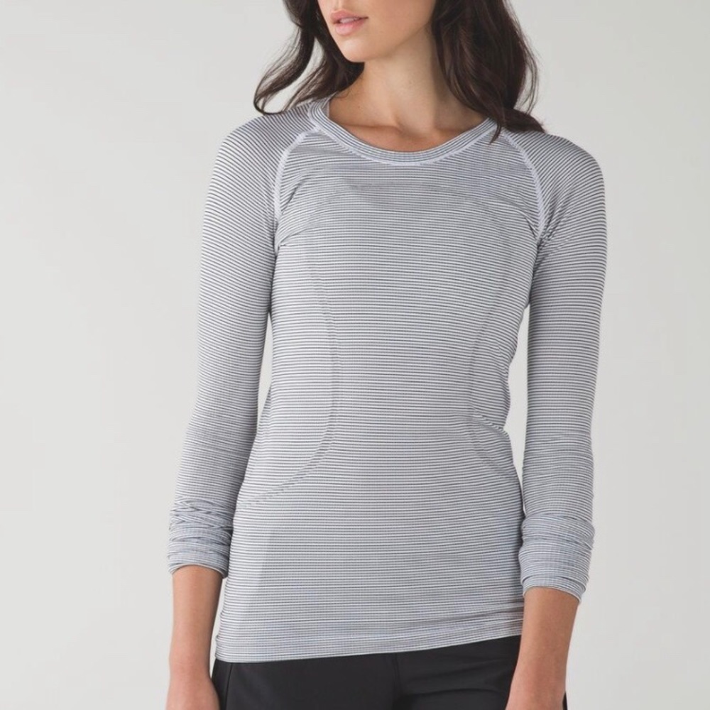 Lululemon Run Swiftly Black/White Long Sleeve S6
